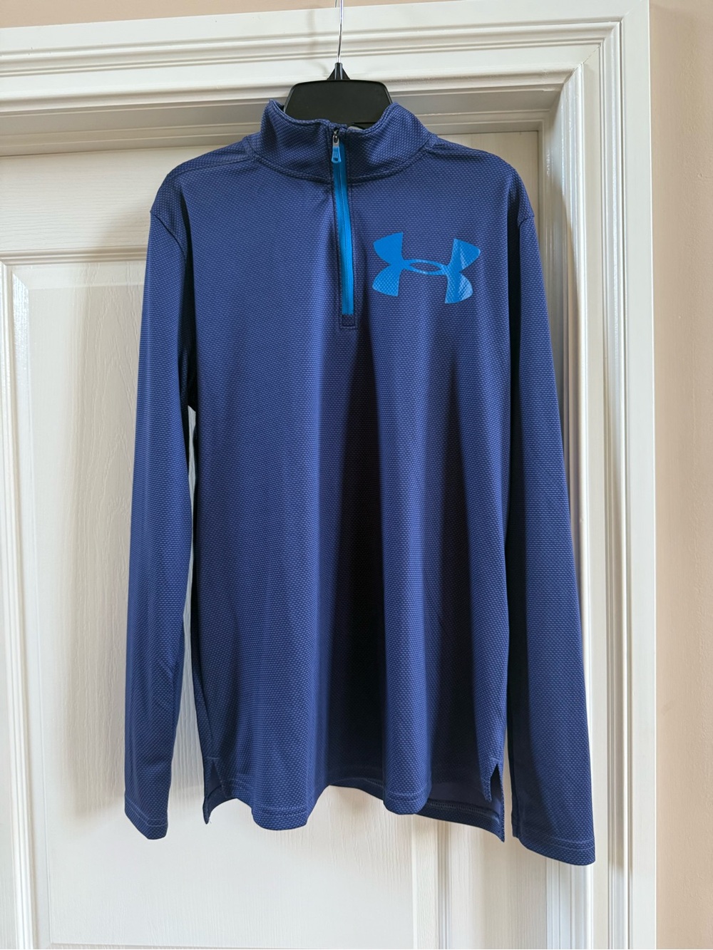 Under Armour 1/4 Zip Youth Blue Loose Long Sleeve Size XL